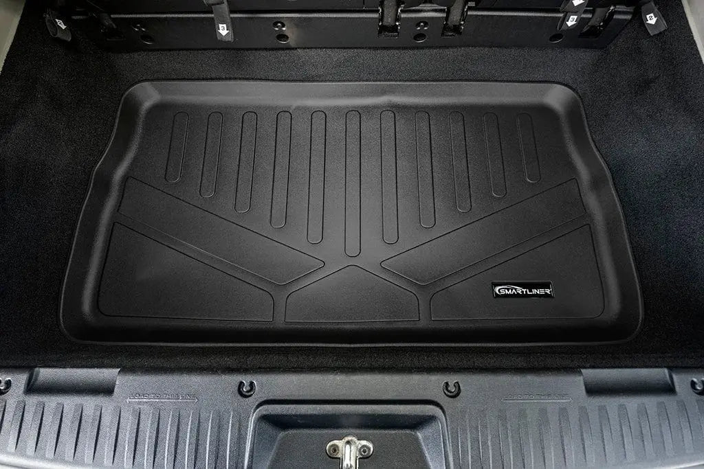 Smartliner USA Smart Trim™ floor liners for 2013-2020 second row bench vehicle interior, no super console, black rubber mats