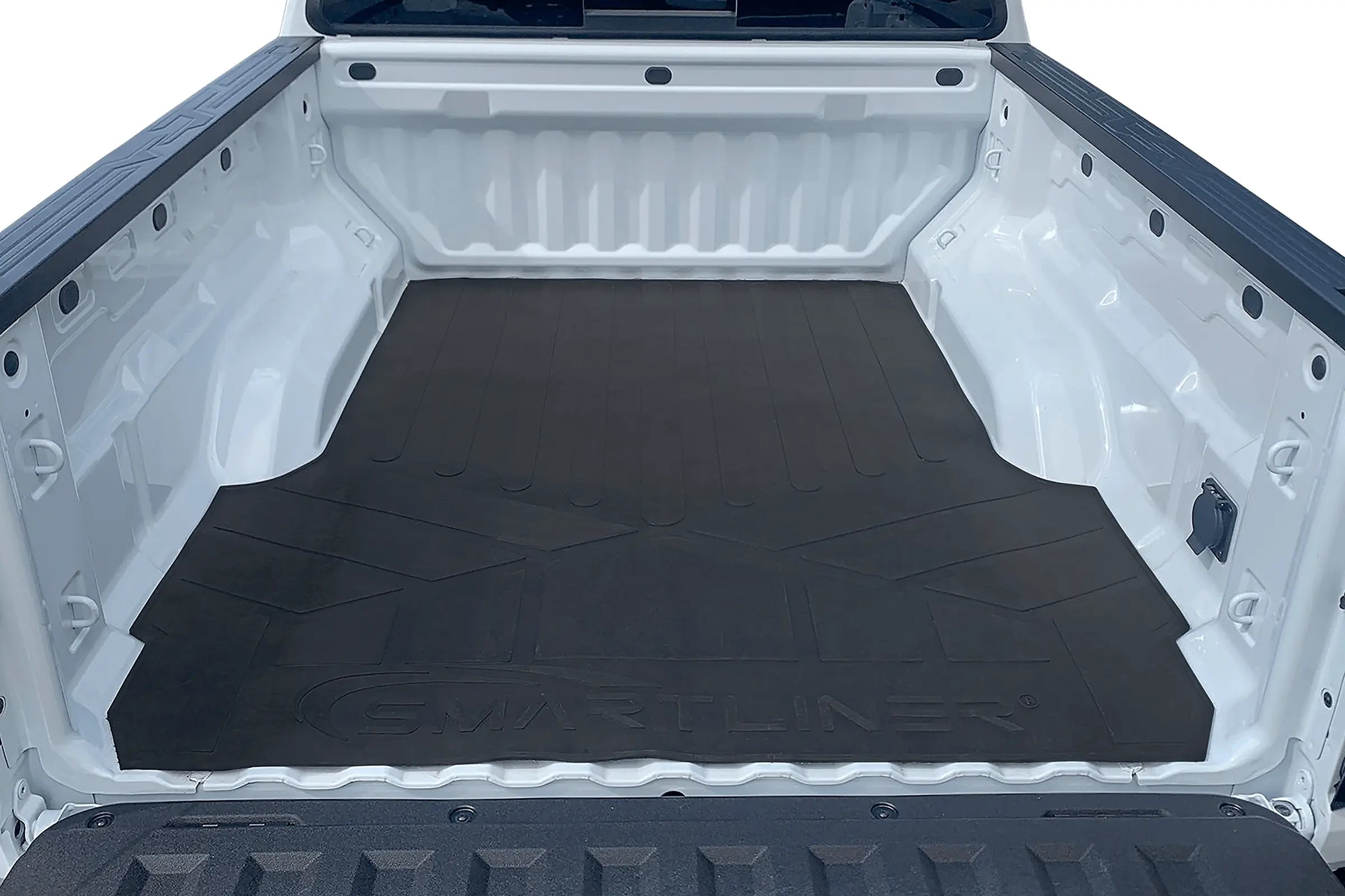 Smartliner USA carpet floor liners for 2023-2026 Chevrolet Colorado crew cab, showing fitted black liners on vehicle floor.