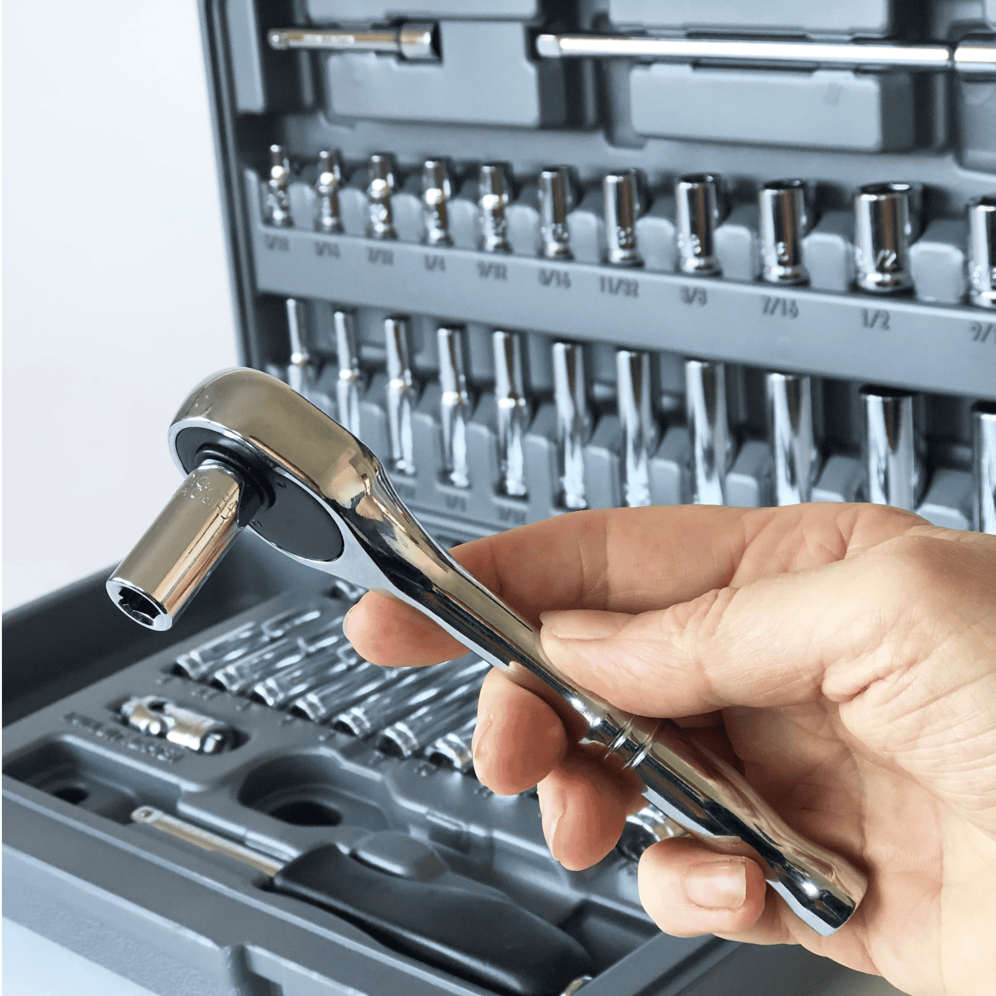 APOLLO TOOLS - DT0004-50 Piece ¼” Drive Socket Set Apollo Tools