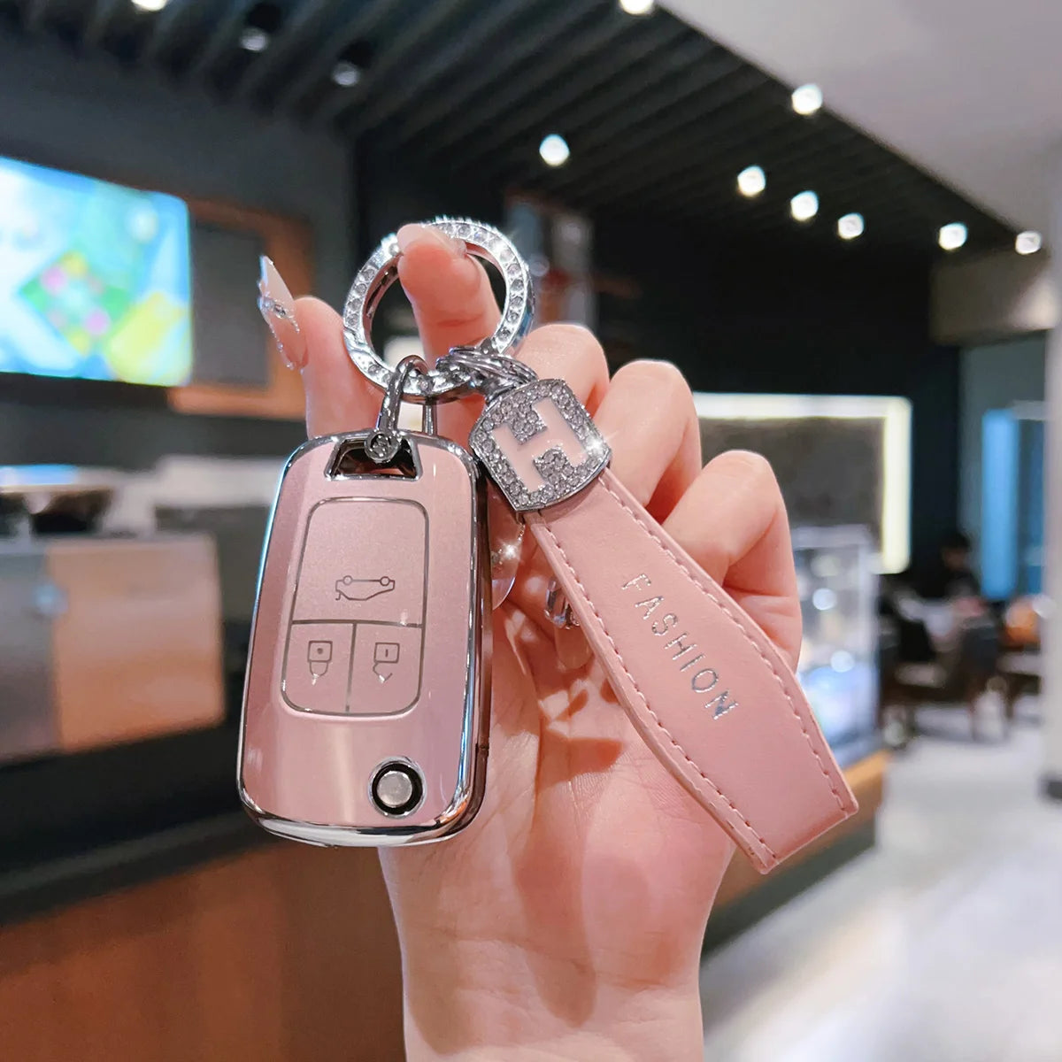 Premium Soft TPU Car Key Case Cover Shell for Chevrolet Malibu Buick Excelle XT GT Lacrosse Encore Key Ring Keychain Bag Factory Gm Service Guy