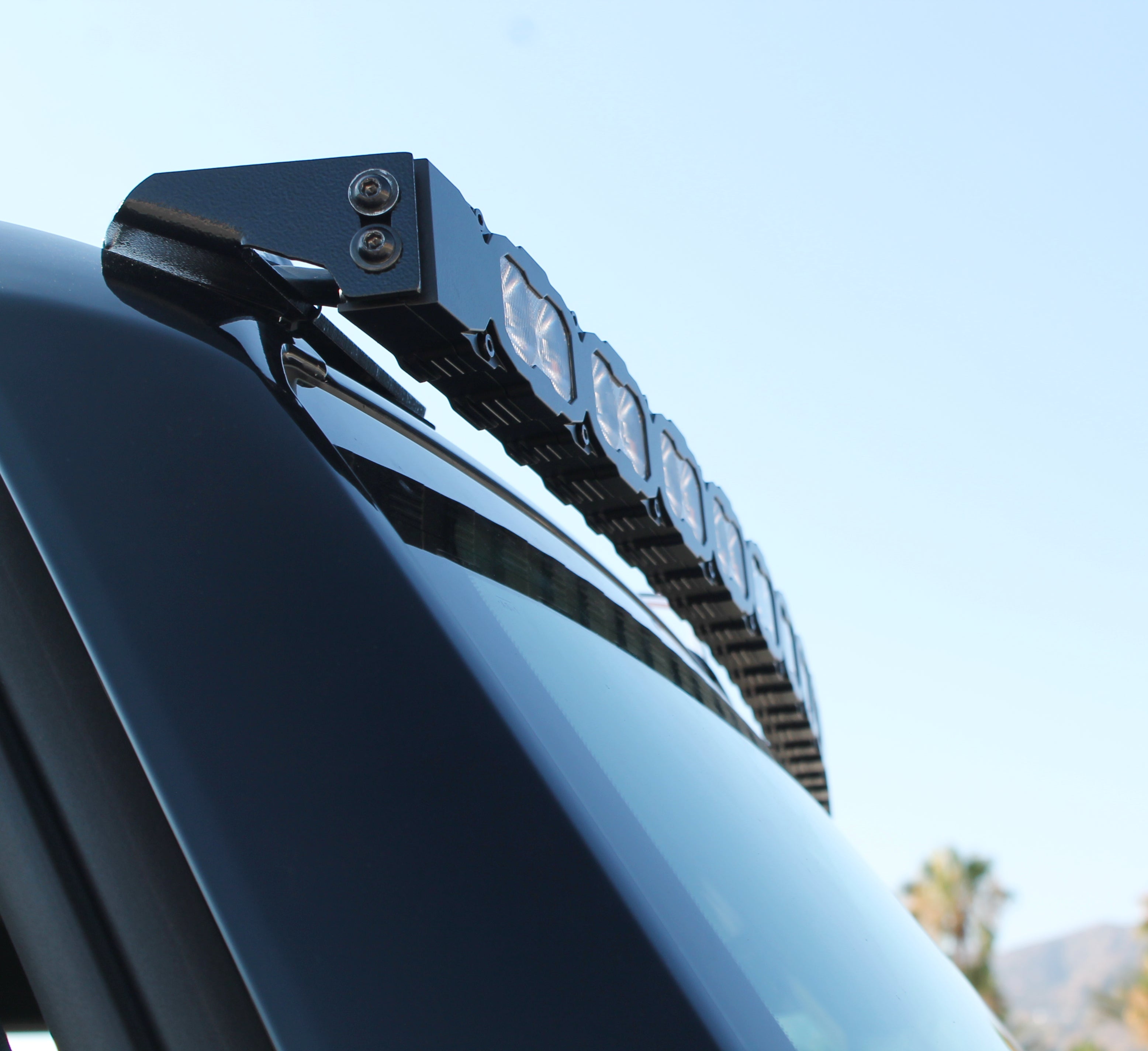 M&R Automotive 2022+ GMC Hummer EV Roof 60in Light Bar - PRO, fitment detail