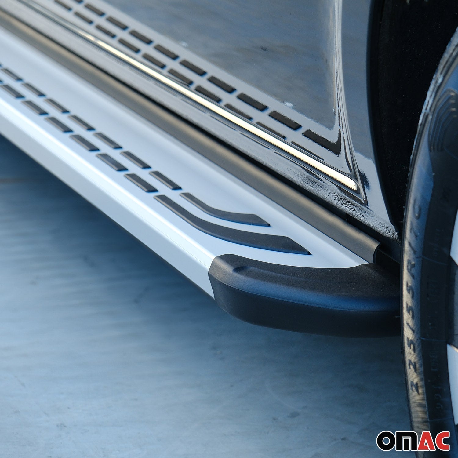 OMAC USA 2018-2023 Chevrolet Traverse Nerf Bar Side Step Running Boards Alu 2x, angled view