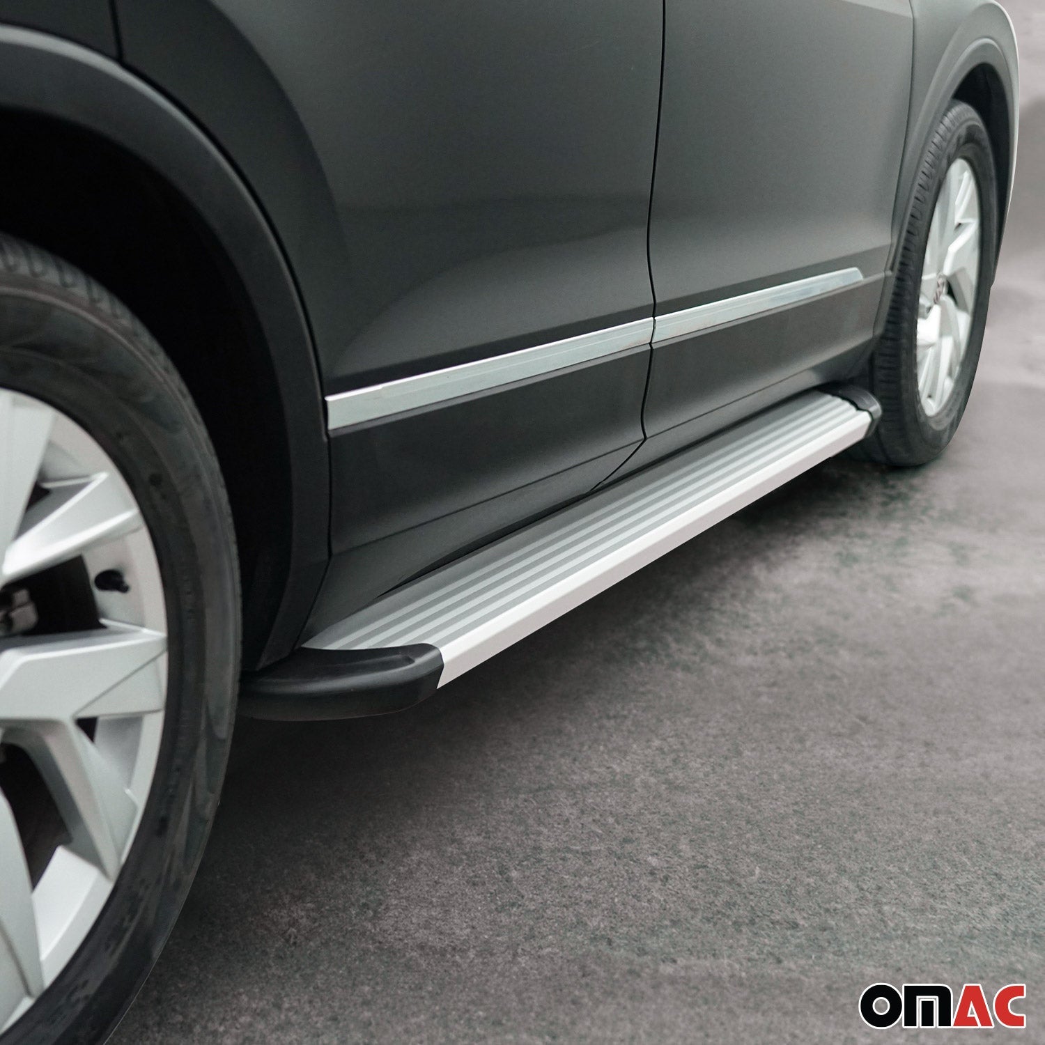 OMAC USA 2019-2026 Chevrolet Silverado / GMC Sierra 1500 Double Cab Crew Cab Side Step, running boards, angled view