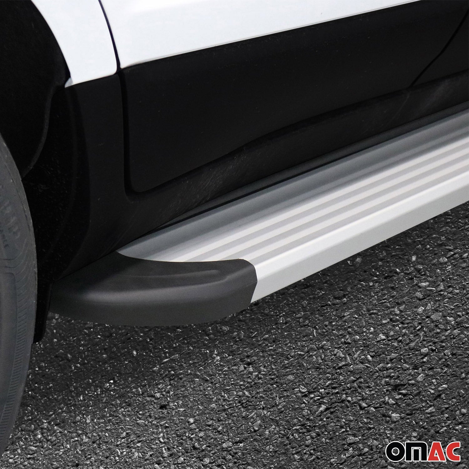 OMAC USA 2015-2024 Chevrolet Colorado / GMC Canyon Nerf Bar Side Step Running Boards Alu, angled view