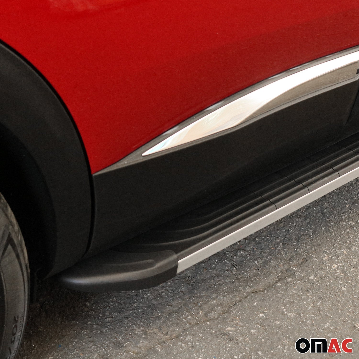 OMAC USA 2015-2024 Chevrolet Colorado / GMC Canyon Nerf Bar Side Step Running Boards Alu, angled view